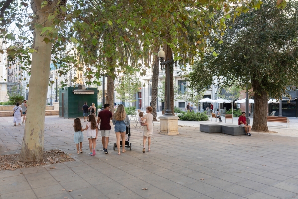 Avenida de la Constitución y plaza Ruperto Chapí